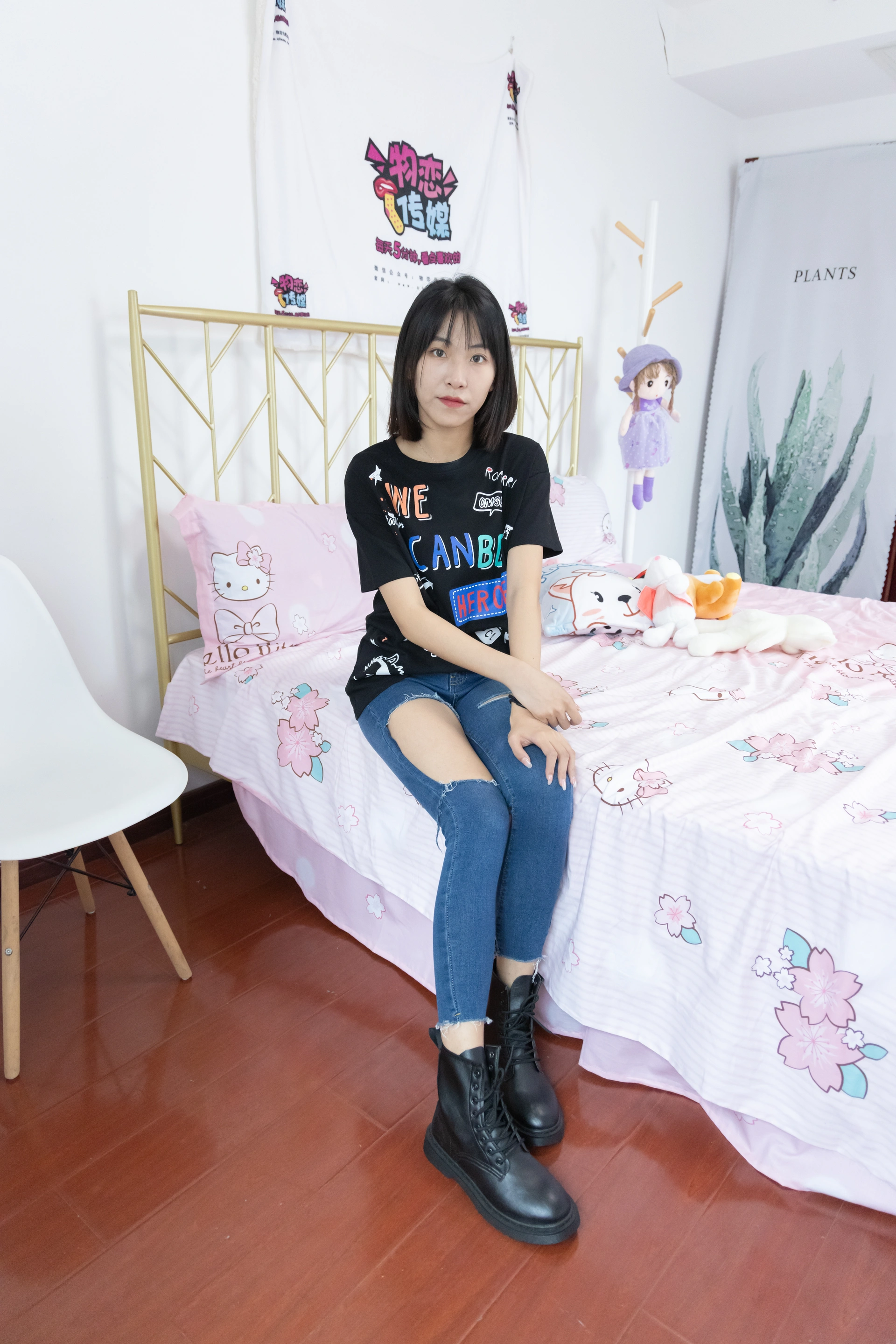 物恋传媒 NO.981 elise-与月独白 2
